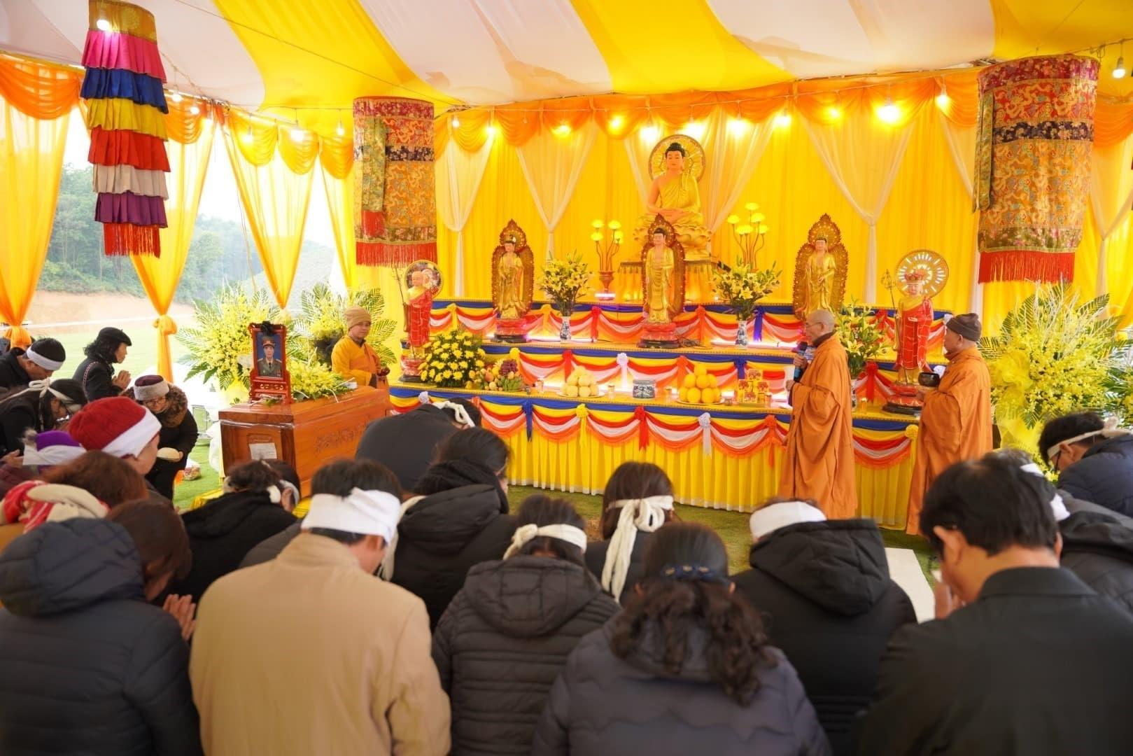 Áo Đen Tang Lễ – Ý Nghĩa Và Tập Tục Tang Phục Ở Việt Nam