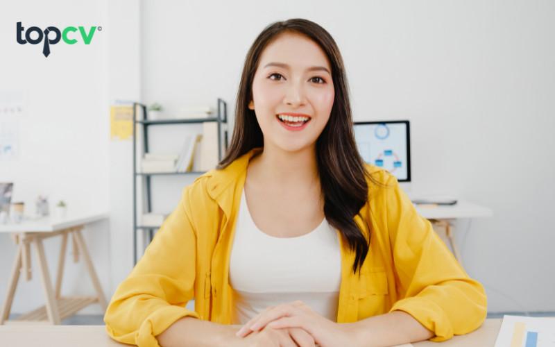 Hướng dẫn cách giới thiệu bản thân khi phỏng vấn dễ trúng tuyển